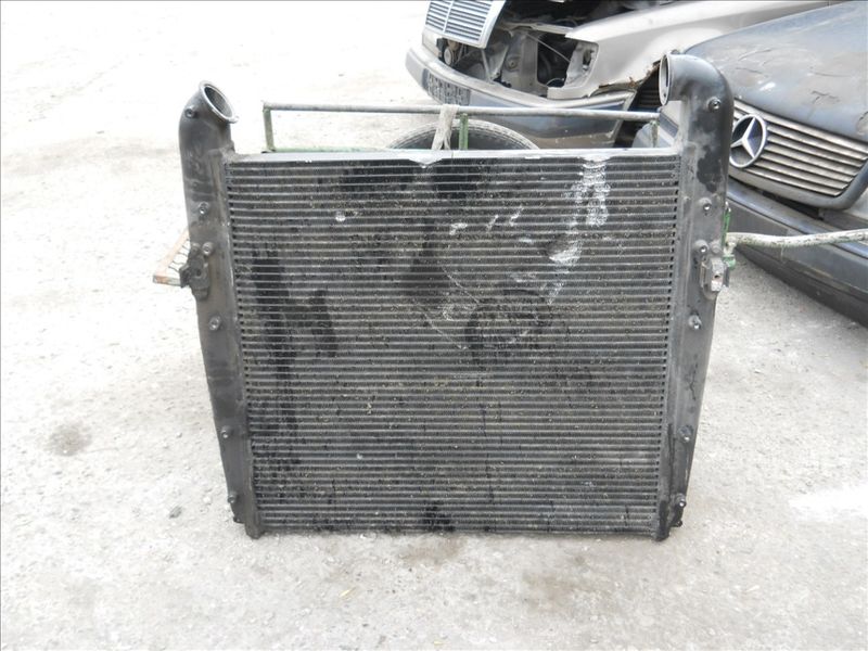 zapchasti-sistema-ohlazhdeniya-radiator-SCANIA-4-124-400---1 big--13081803395876918000